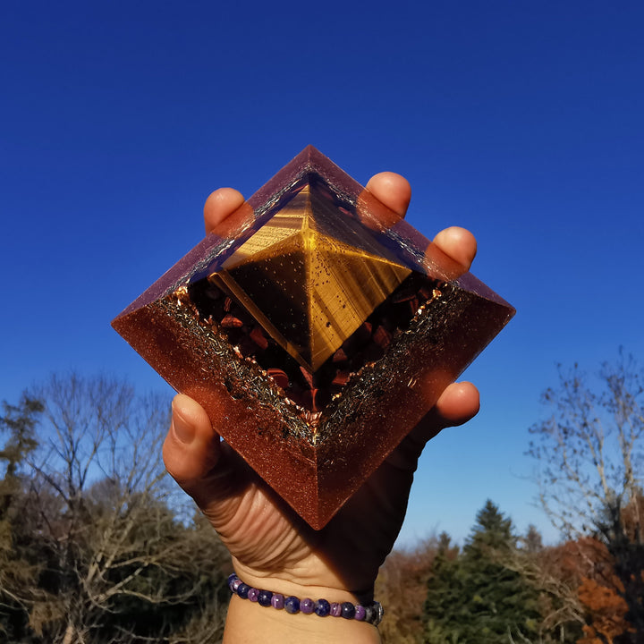 Orgone Cheops Pyramide MUT Tigerauge Katzenauge Turmalin 10cm